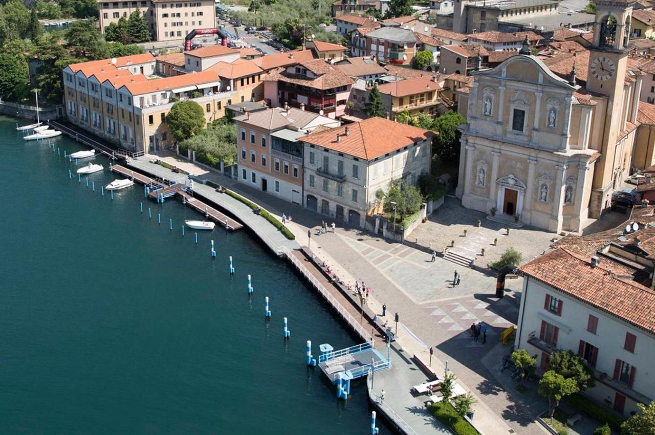 Residenza Di Prestigio In Riva Al Lago Marone Loft Exterior photo